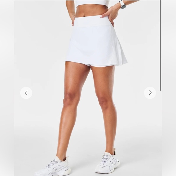 Spanx White Athletic Get Moving Skort - Picture 2 of 15